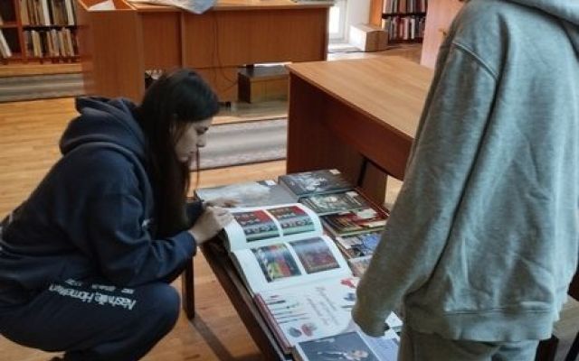 Уроци сред книгите – будителски дух в библиотеката