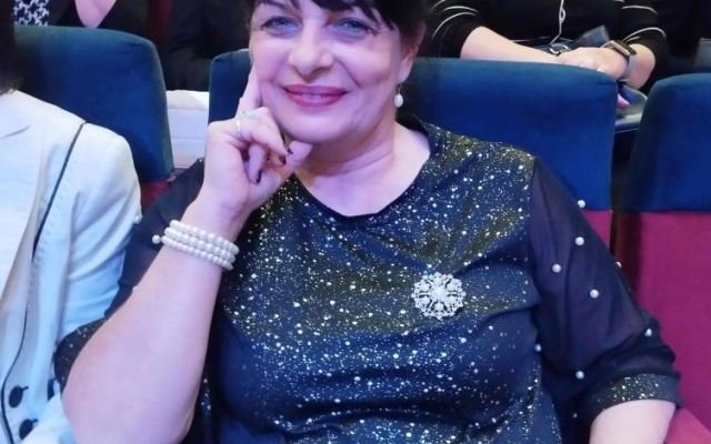 Поздравления на нашите завършващи дванадесетокласници!