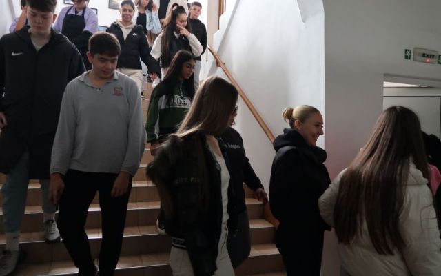 Евакуация при земетресение