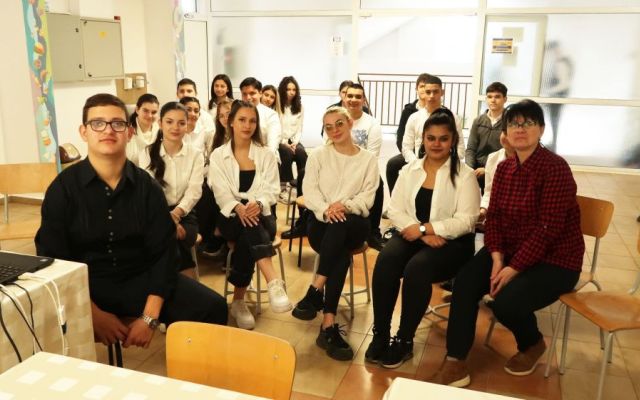 Празник на виното в ПГХТ „Академик Неделчо Неделчев“