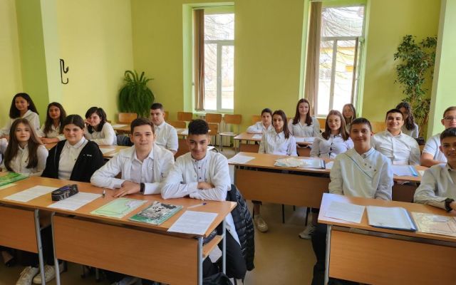 Проект „ Красива наука 1“  в час по химия и опазване на околната среда [01.03.2024]