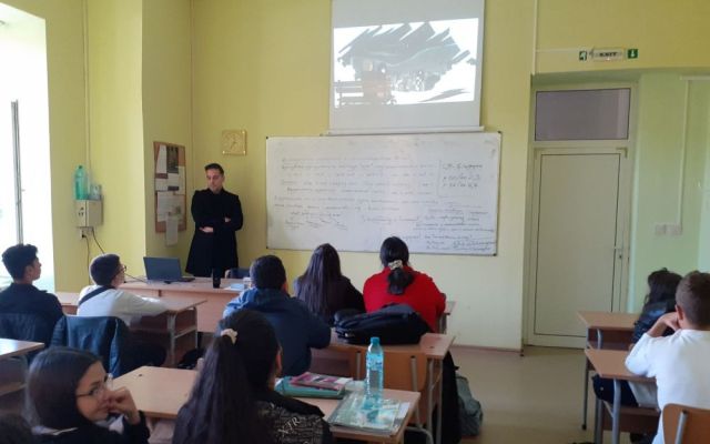 Отбелязваме европейския ден посветен на борбата с трафика на хора с поредица от лекции и беседи [05.11.2024]