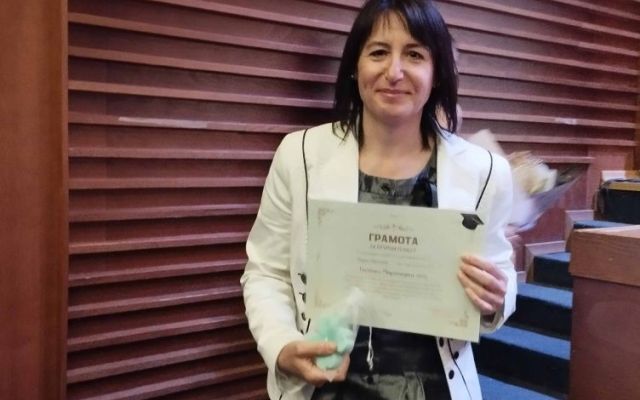 Поздравления на нашите завършващи дванадесетокласници! [24.05.2025]