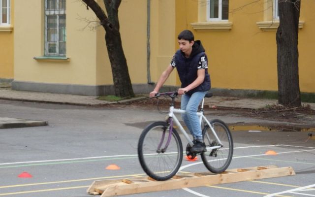 Училищен кръг от НС 2026 г. по Безопасност на движението по пътищата в ПГХТ [25.02.2026]