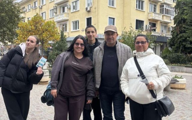 „На пътя ни чакат обичани хора!“ – послание от учениците на ПГХТ „Академик Неделчо Неделчев“ – Сливен