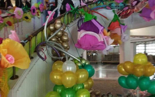 От белия лист до киното: Благой Иванов вдъхнови ученици от ПГХТ да следват въображението си