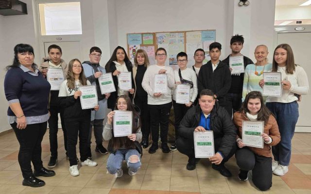 Училищен конкурс по БДП на тема „Безопасност за всички“