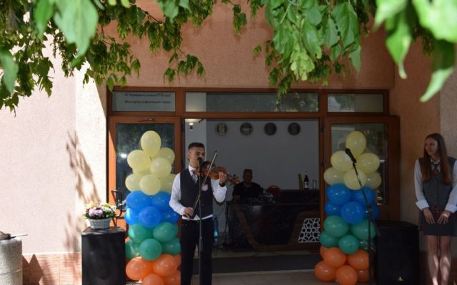 ПГХТ „Акад. Н. Неделчев“ откри модерен STEM център