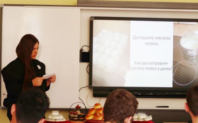 Празник на духа, традициите и знанието в ПГХТ „Акад. Н. Неделчев“ – Сливен